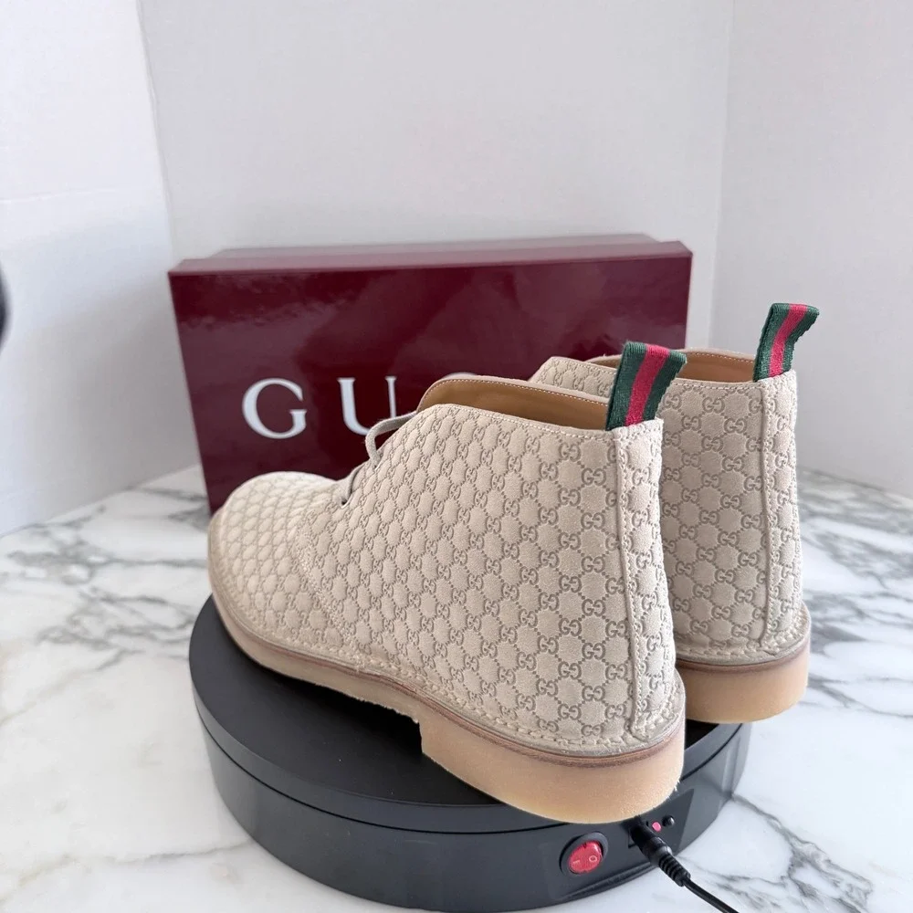 GUCCI GG Suede Desert Boots Embossed Oatmeal Tan Shoe, G 9
